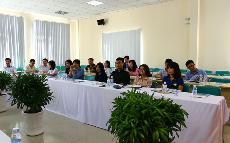 Chào Mừng Đoàn Học Viên Đại Học Fulbright Việt Nam Đến Tham Quan Khu Công Nghiệp Hiệp Phước | Hiep Phuoc 工业园区股份公司