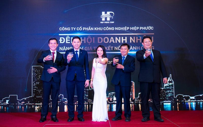 Đêm Hội Doanh Nhân Kcn Hiệp Phước 2018 “Nâng Tầm Giá Trị - Kết Nối Thành Công” | Hiep Phuoc 工业园区股份公司