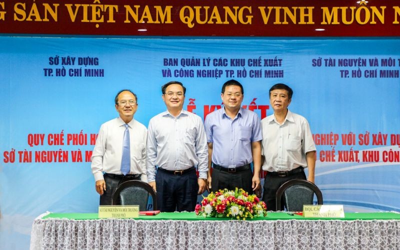 Hình Ảnh Lễ Ký Kết Quy Chế Phối Hợp Hepza - Sở Xây Dựng - Sở Tài Nguyên - Môi Trường | Hiep Phuoc 工业园区股份公司