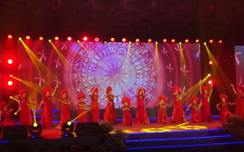 Khu Công Nghiệp Hiệp Phước Đồng Hành Cùng Lễ Trao Giải Thưởng Doanh Nhân Trẻ Xuất Sắc Tp. Hcm Lần 10 - Năm 2018 | Hiep Phuoc 工业园区股份公司