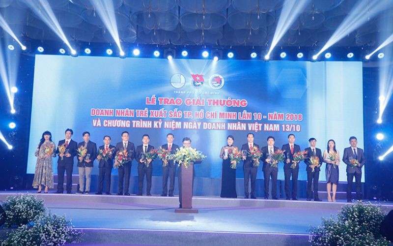 Khu Công Nghiệp Hiệp Phước Đồng Hành Cùng Lễ Trao Giải Thưởng Doanh Nhân Trẻ Xuất Sắc Tp. Hcm Lần 10 - Năm 2018 | Hiep Phuoc 工业园区股份公司