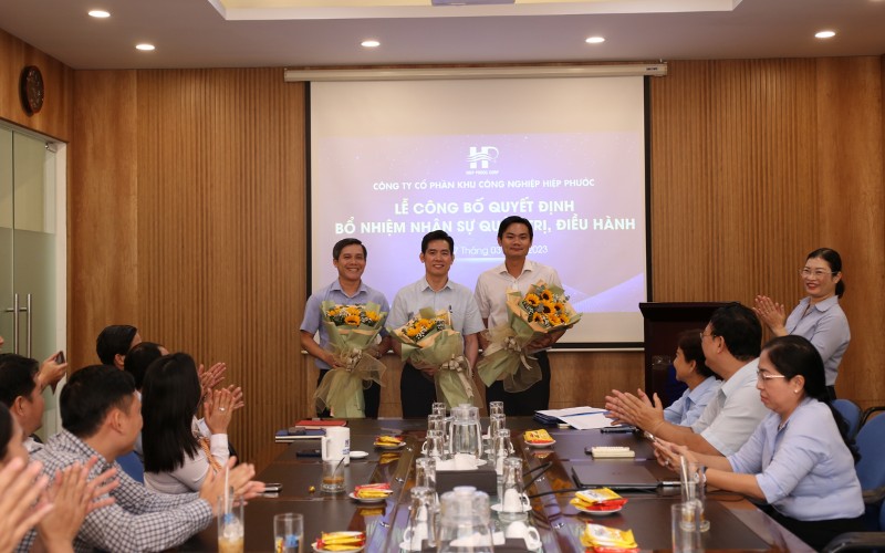 Lễ Công Bố Quyết Định Bổ Nhiệm Nhân Sự Quản Trị, Điều Hành Hipc | Hiep Phuoc 工业园区股份公司