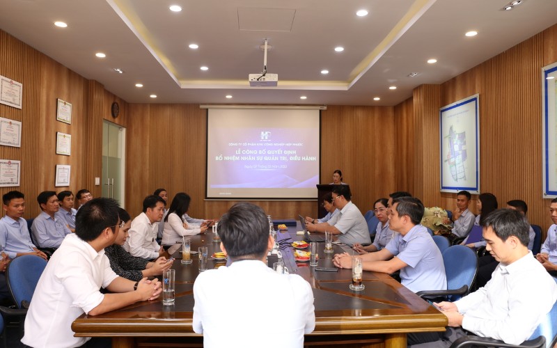 Lễ Công Bố Quyết Định Bổ Nhiệm Nhân Sự Quản Trị, Điều Hành Hipc | Hiep Phuoc 工业园区股份公司