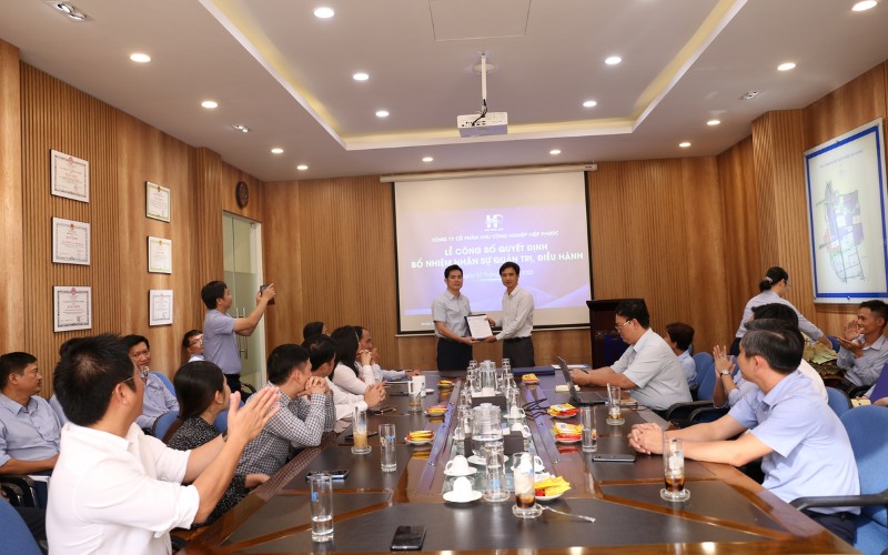 Lễ Công Bố Quyết Định Bổ Nhiệm Nhân Sự Quản Trị, Điều Hành Hipc | Hiep Phuoc 工业园区股份公司