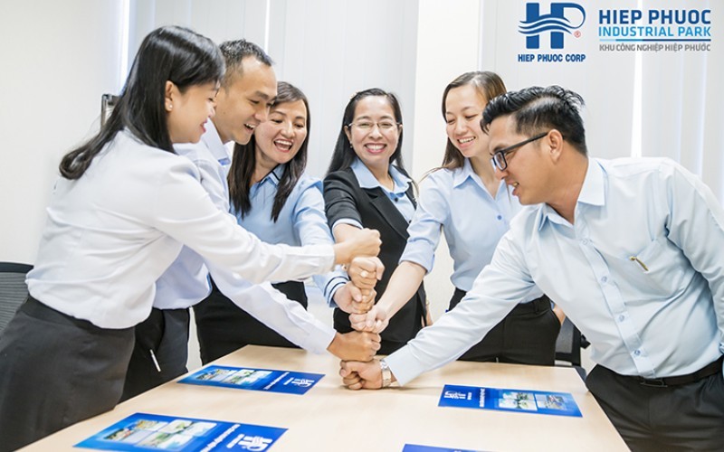 More than 1000 job opportunities are waiting for candidates to participate in the Festival